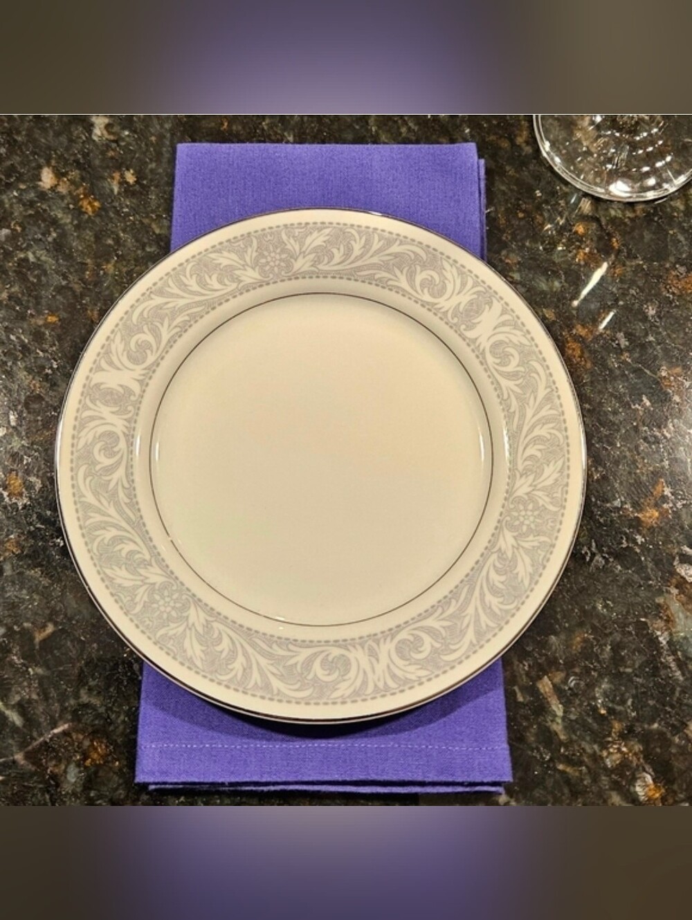 4 (Set) Bread & Butter Imperial China W Dalton #5671 "Whitney" Plates